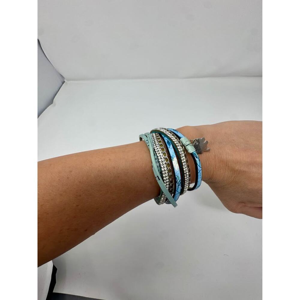 Leather bracelet
